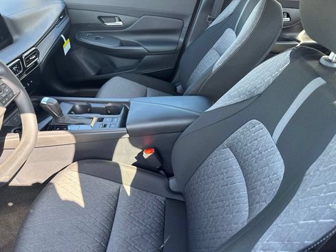 Certified 2026 Nissan Sentra SV w/ Floor Mat Package FWD image 11