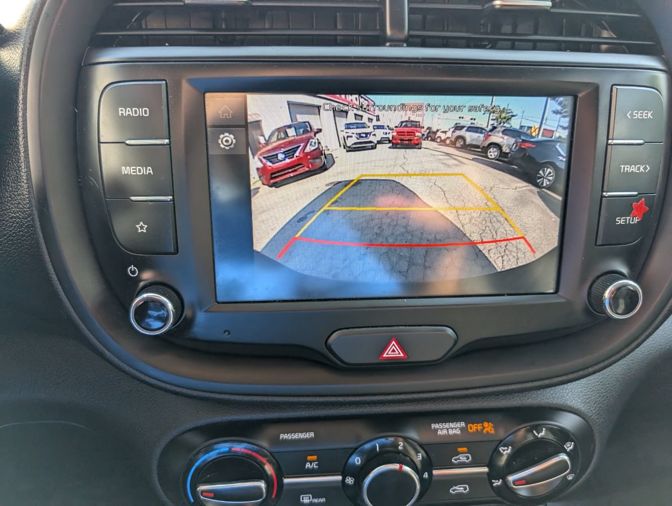 Used 2022 Kia Soul LX FWD image 23