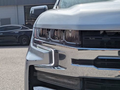 Used 2021 Chevrolet Silverado 1500 LT RWD image 11