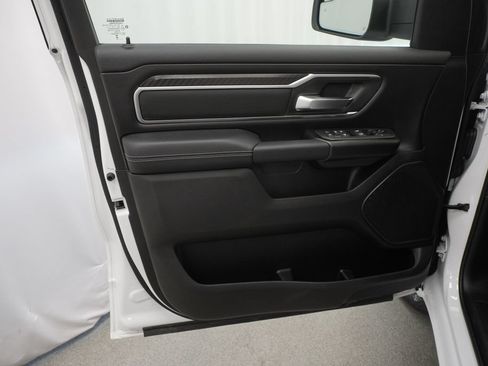 New 2026 RAM 1500 4x4 Crew Cab image 26