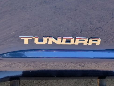 Used 2015 Toyota Tundra SR5 w/ SR5 Upgrade Package RWD image 43