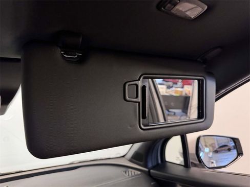 Used 2023 Kia Sportage SX image 31