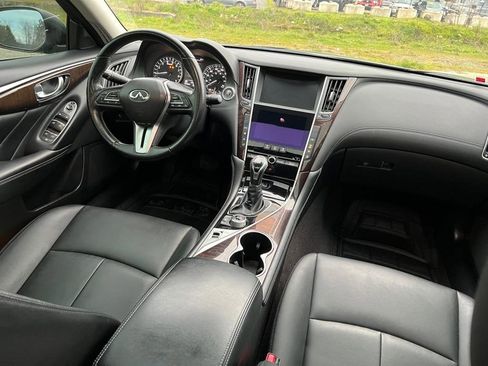 Used 2018 INFINITI Q50 Luxe image 24