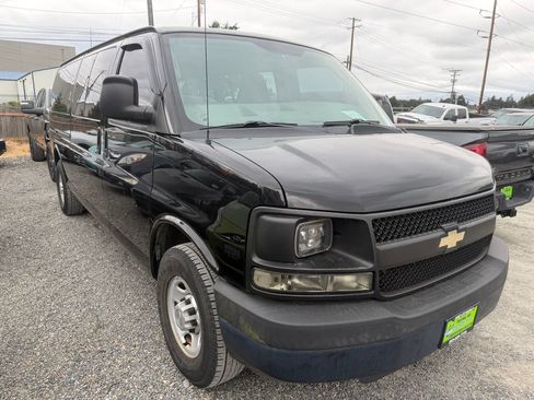 Used 2013 Chevrolet Express 3500 LS w/ Power Package RWD image 3