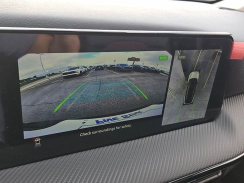 Used 2025 Nissan Kicks SR image 20