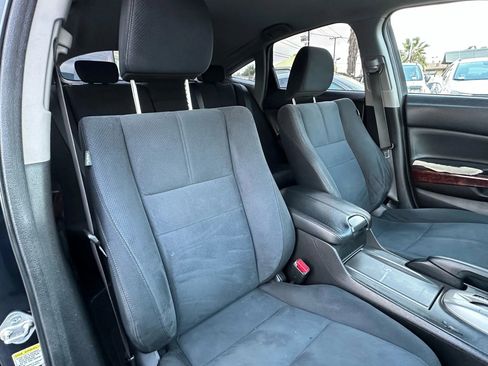 Used 2012 Honda Crosstour EX image 15