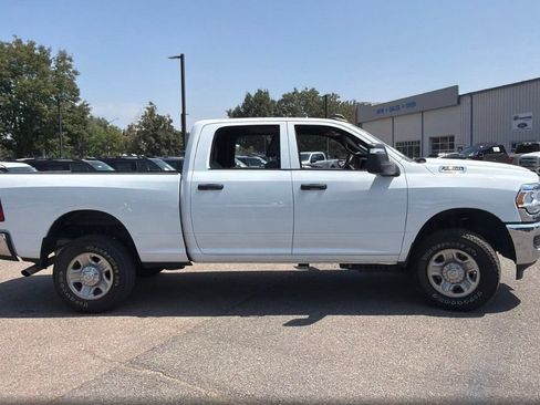 Used 2024 RAM 2500 Tradesman w/ Chrome Appearance Group AWD/4WD image 3