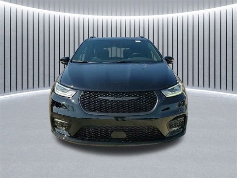 New 2026 Chrysler Pacifica Select w/ S Appearance Package image 22