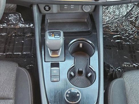 Used 2024 Nissan Rogue SV image 12