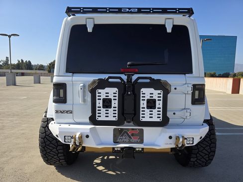 Used 2022 Jeep Wrangler Unlimited Rubicon w/ Trailer Tow Package AWD/4WD image 9
