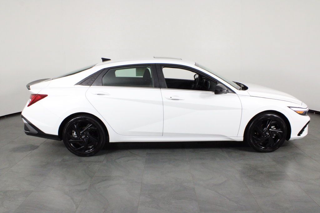 Certified 2026 Hyundai Elantra SEL Sport Premium w/ Cargo Package FWD image 12