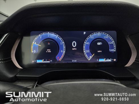 New 2025 Jeep Grand Cherokee Limited w/ Black Appearance Package image 10