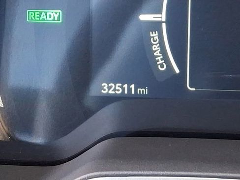 Used 2023 Toyota Corolla Cross XSE image 22