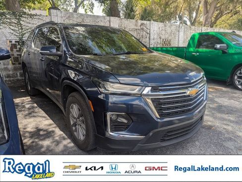 Certified 2022 Chevrolet Traverse LT image 1