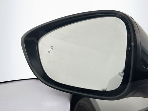 Used 2025 Honda Accord SE image 16