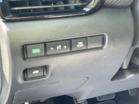 Used 2023 Nissan Sentra SV FWD image 23