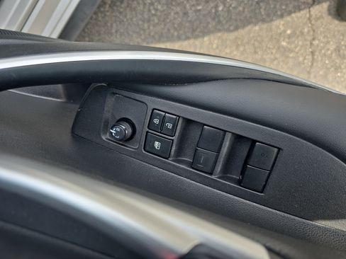 Used 2021 Toyota Corolla SE image 27