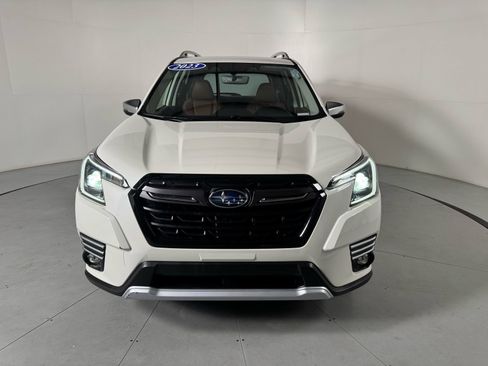 Used 2023 Subaru Forester Touring AWD/4WD image 8