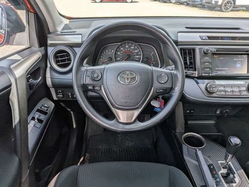 Used 2015 Toyota RAV4 XLE FWD image 16