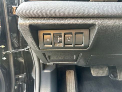 Used 2024 Subaru Outback Premium AWD/4WD image 13