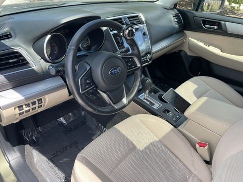 Used 2019 Subaru Outback 2.5i Premium AWD/4WD image 7