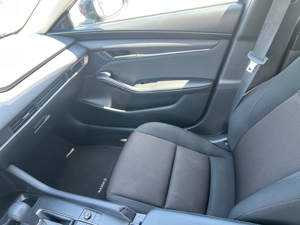 Used 2025 MAZDA MAZDA3 s FWD image 20