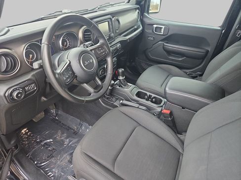Used 2020 Jeep Wrangler Sport AWD/4WD image 15