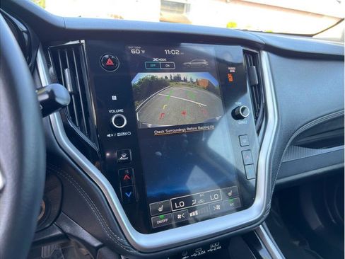 Used 2024 Subaru Outback Premium image 11