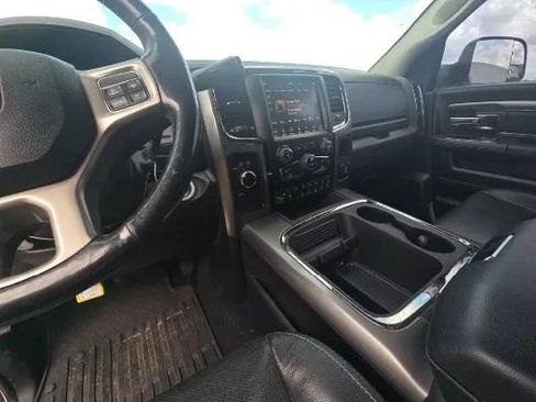 Used 2018 RAM 2500 Laramie w/ Sport Appearance Group image 9