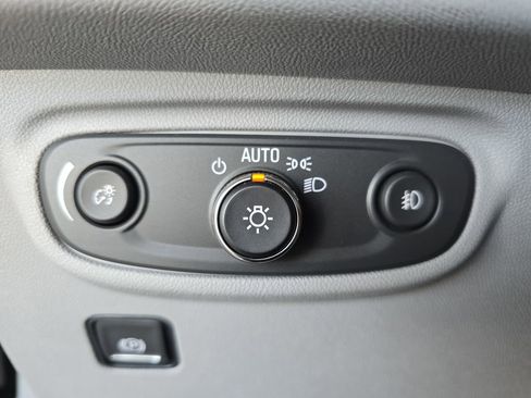 Used 2023 GMC Terrain SLT w/ Infotainment Package II FWD image 27
