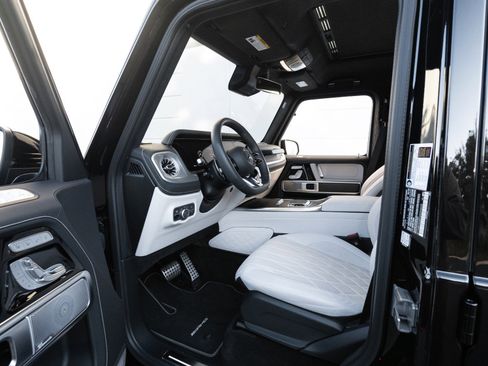 Used 2025 Mercedes-Benz G 63 AMG AMG G 63 image 77
