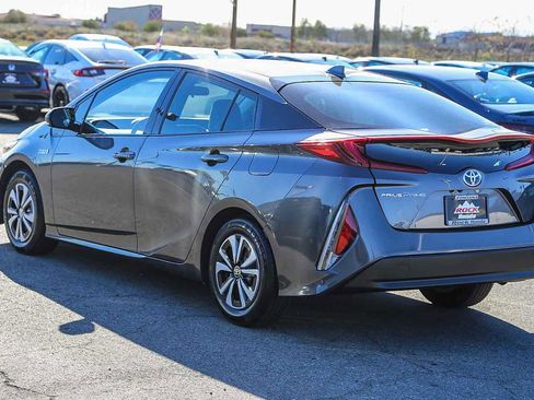 Used 2017 Toyota Prius Prime Premium w/ Carpet Mat Package image 7