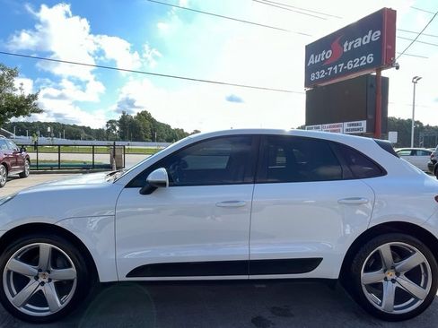 Used 2018 Porsche Macan AWD/4WD image 5