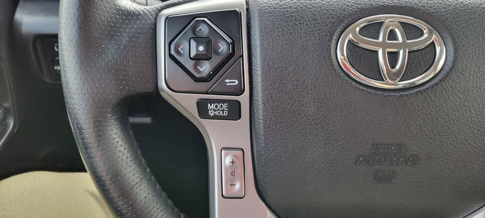 Used 2018 Toyota 4Runner SR5 Premium AWD/4WD image 21