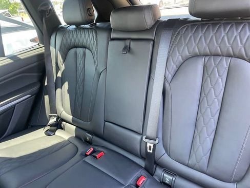 Used 2023 BMW X5 M50i w/ Executive Package AWD/4WD image 36