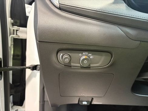 Used 2024 Buick Encore GX Preferred FWD image 18