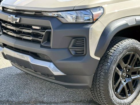 Certified 2024 Chevrolet Colorado Trail Boss w/ Technology Package image 7