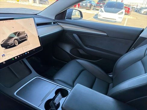 Used 2022 Tesla Model 3 Long Range image 23