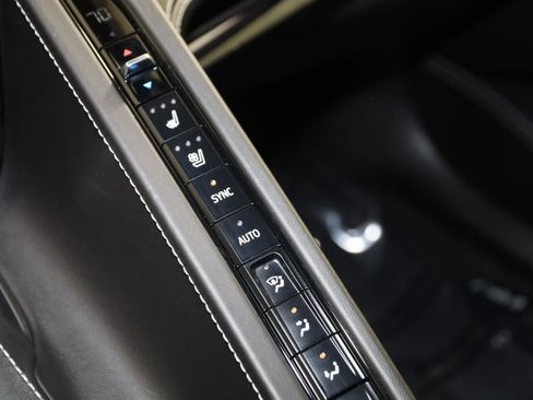 Used 2025 Chevrolet Corvette Stingray Premium Cpe w/ Stealth Interior Trim Package image 47