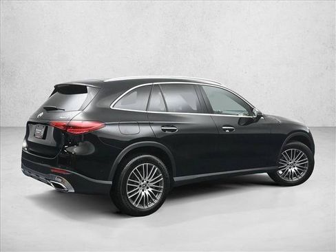 Certified 2026 Mercedes-Benz GLC 300 4MATIC image 2