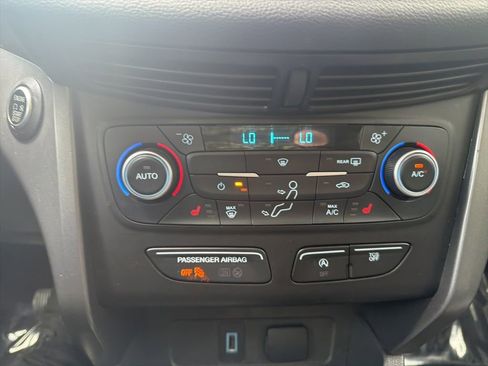 Used 2019 Ford Escape SEL FWD image 34