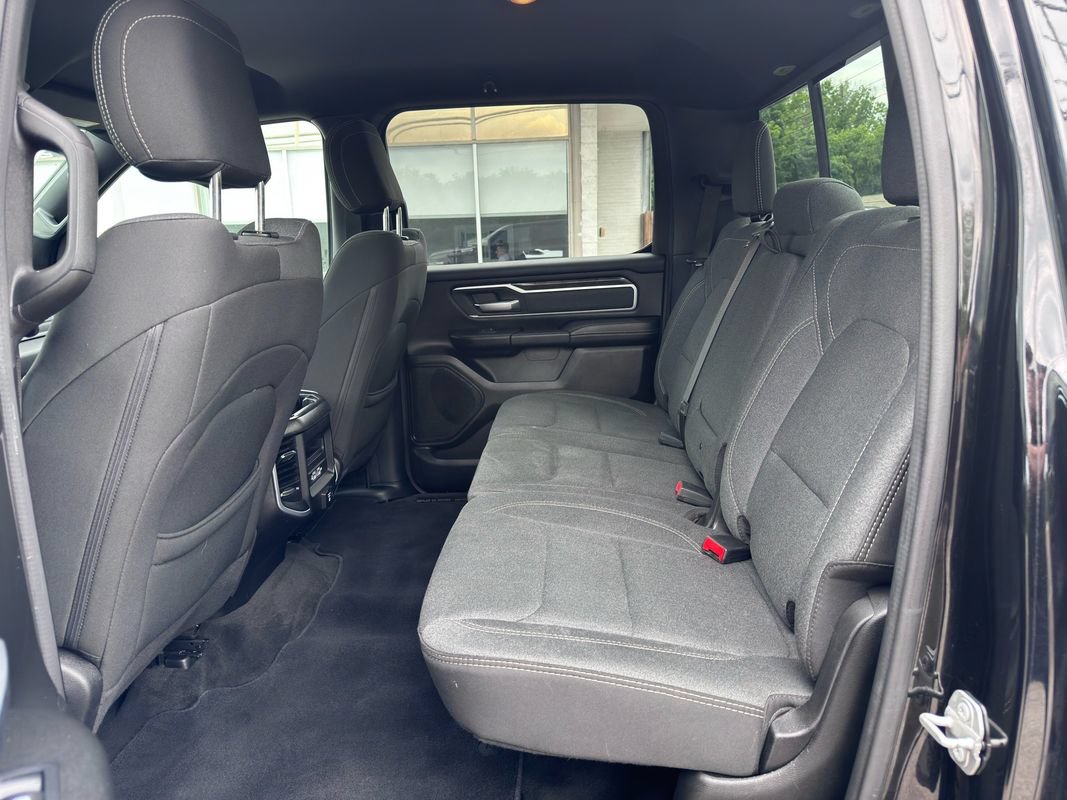 Used 2020 RAM 1500 Big Horn AWD/4WD image 38