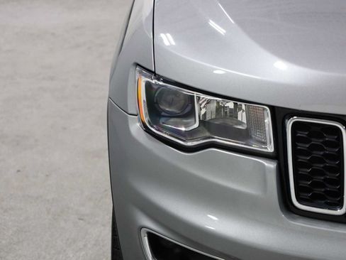 Used 2020 Jeep Grand Cherokee Limited w/ Luxury Group II AWD/4WD image 15