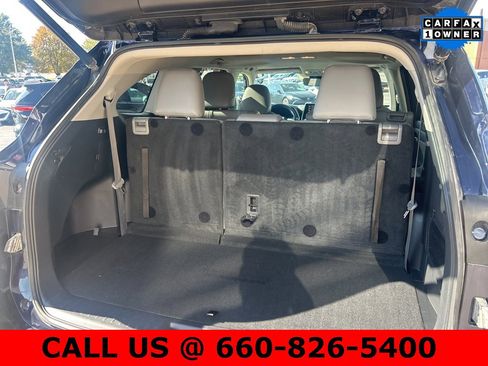 Certified 2021 Toyota Highlander XLE image 25