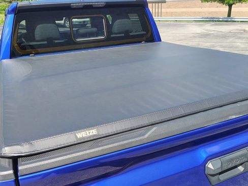 Certified 2024 Toyota Tacoma SR5 AWD/4WD image 9