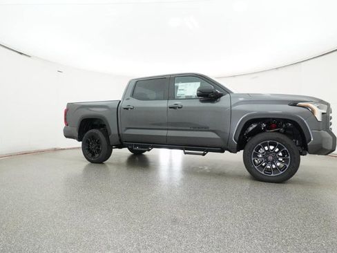 New 2026 Toyota Tundra SR5 image 31