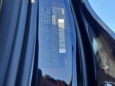 New 2026 Volvo XC60 B5 Plus w/ Protection Package Premier image 22