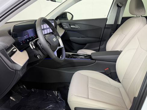 New 2026 Audi Q3 quattro 2.0T AWD/4WD image 5