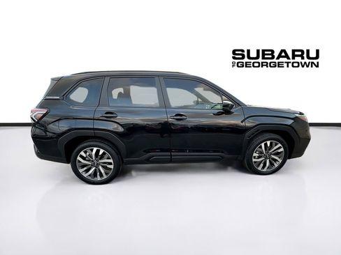 Used 2025 Subaru Forester Touring image 10