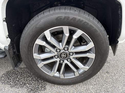 Certified 2025 Toyota 4Runner Limited RWD image 23